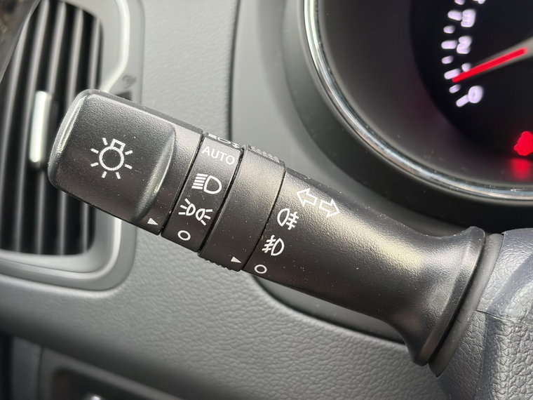 Vehicle Image 24