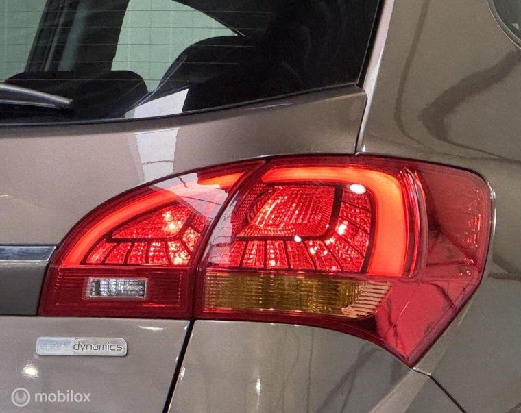 Vehicle Image 27