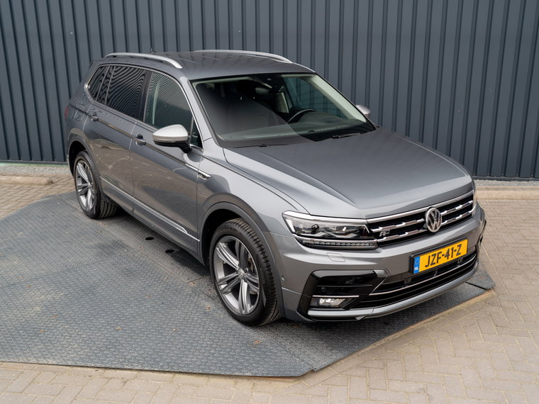 Vehicle Image 48