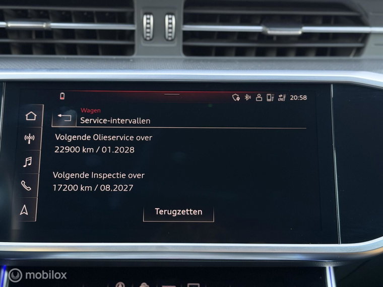 Vehicle Image 28