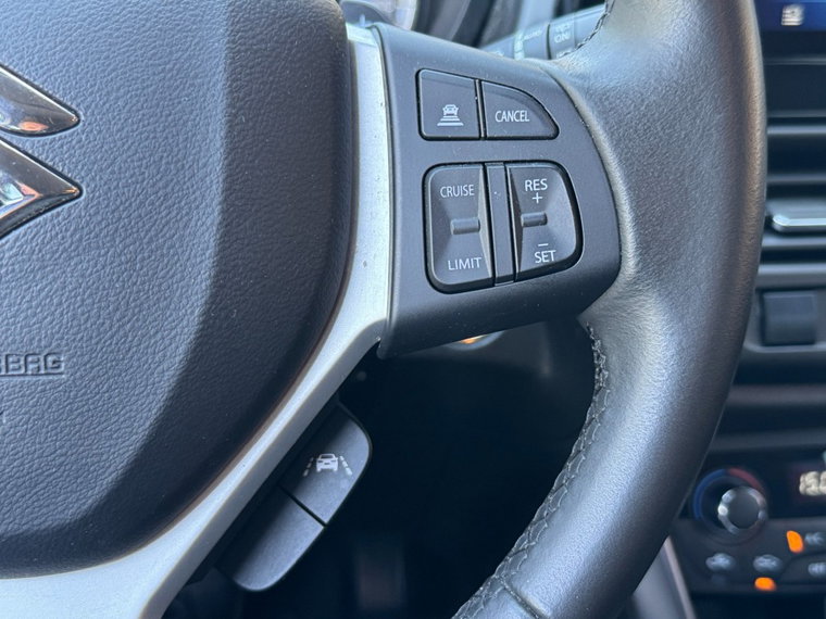 Vehicle Image 21