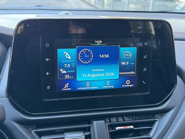 Vehicle Image 23