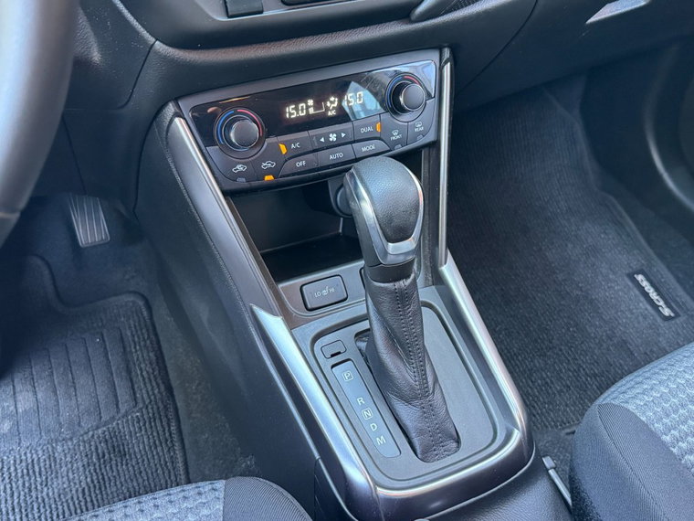 Vehicle Image 26