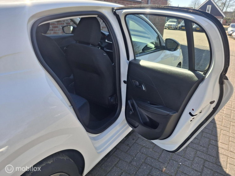 Vehicle Image 20