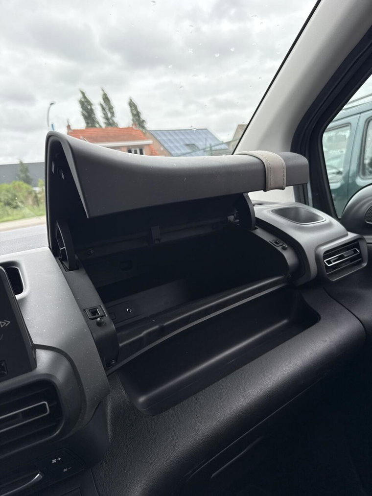 Vehicle Image 41