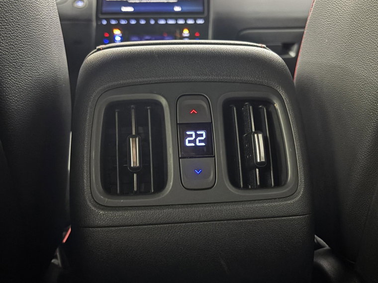 Vehicle Image 37