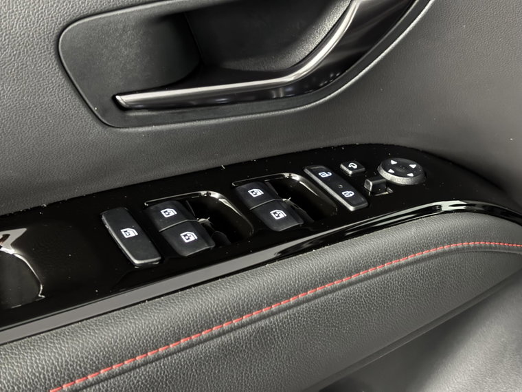 Vehicle Image 38