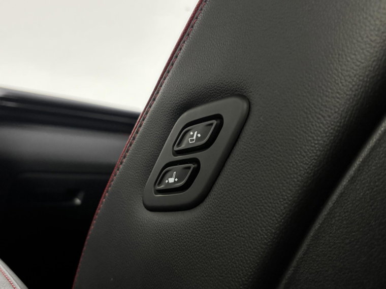 Vehicle Image 39