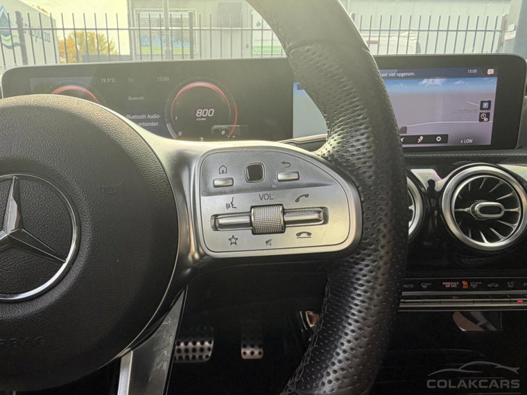 Vehicle Image 39