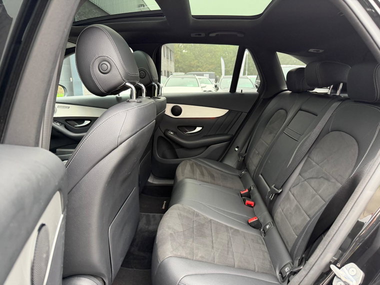 Vehicle Image 36