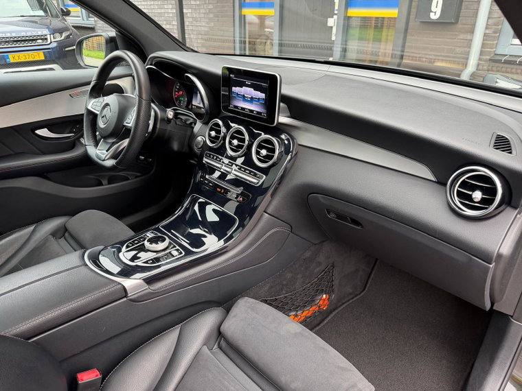 Vehicle Image 39