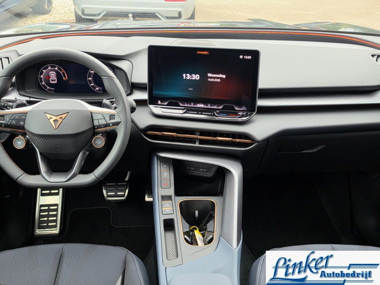 Vehicle Image 13