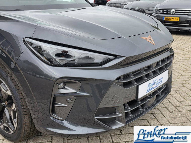 Vehicle Image 38