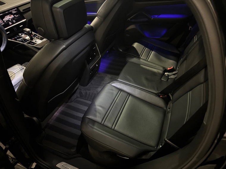 Vehicle Image 33