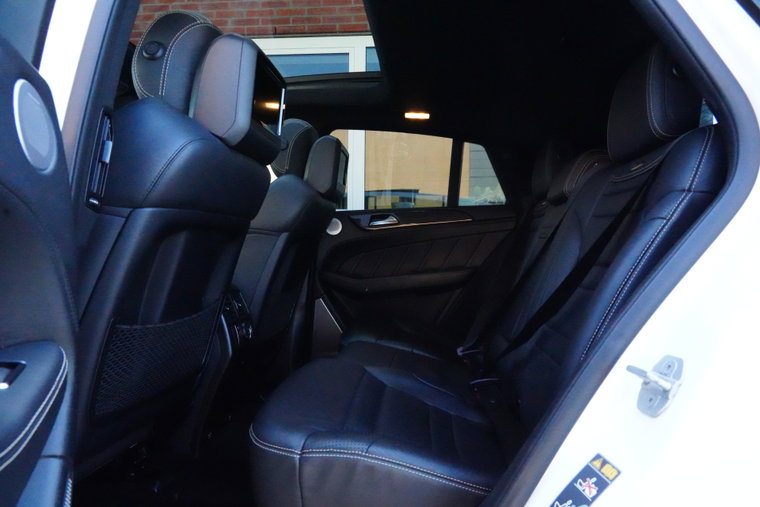 Vehicle Image 31