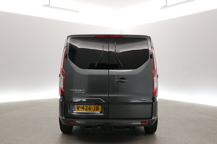 Vehicle Image 26