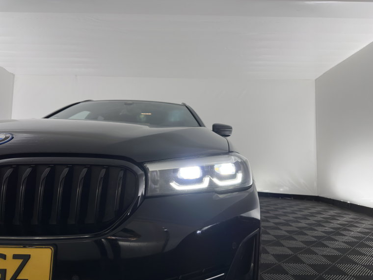 Vehicle Image 29