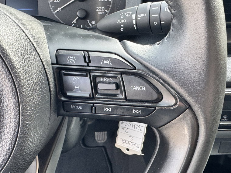 Vehicle Image 23