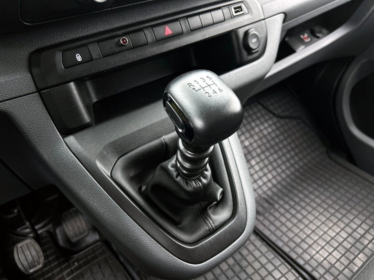 Vehicle Image 27