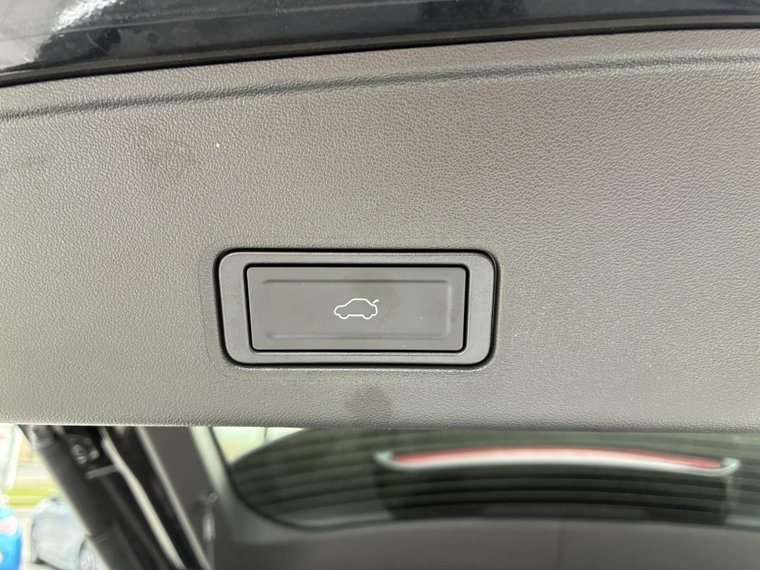 Vehicle Image 41