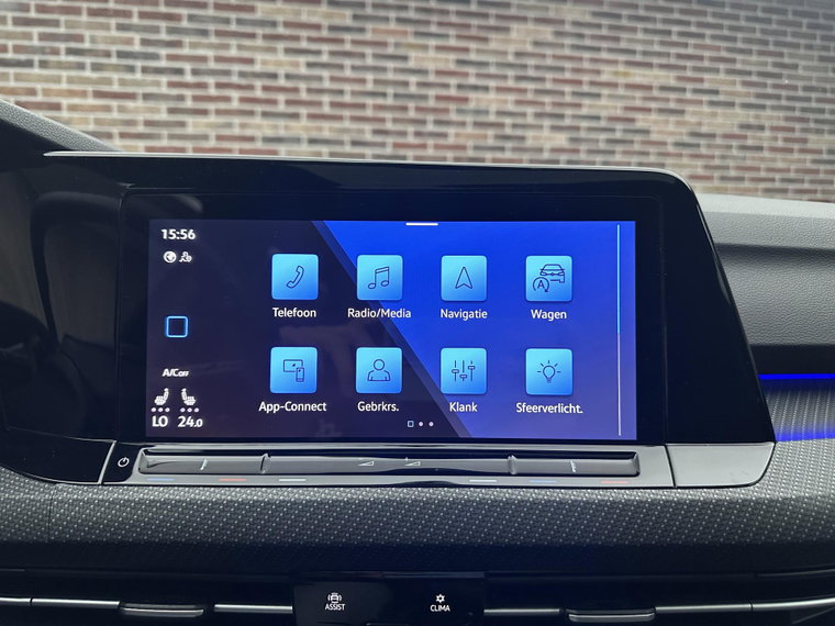 Vehicle Image 15