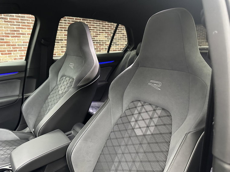 Vehicle Image 24