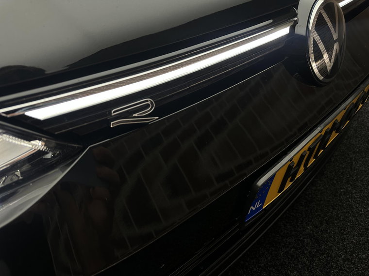 Vehicle Image 35