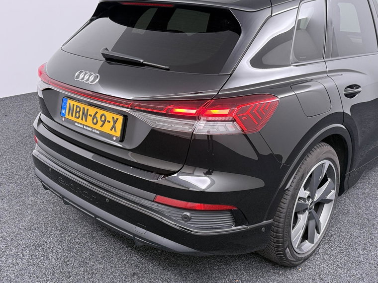 Vehicle Image 40
