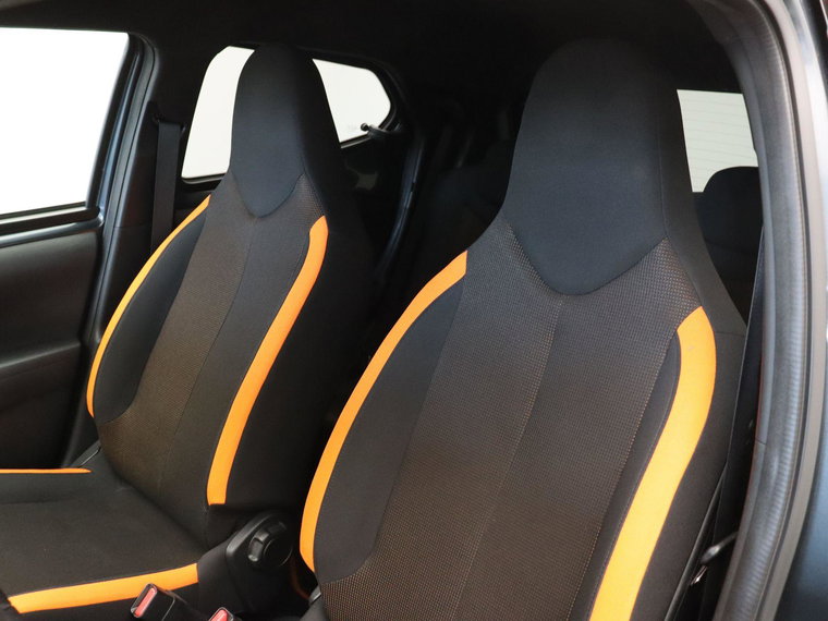 Vehicle Image 36