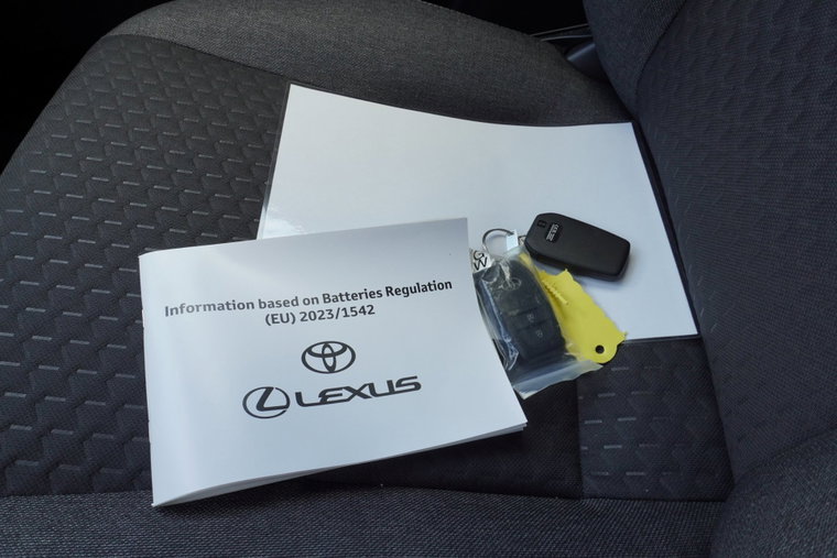Vehicle Image 15