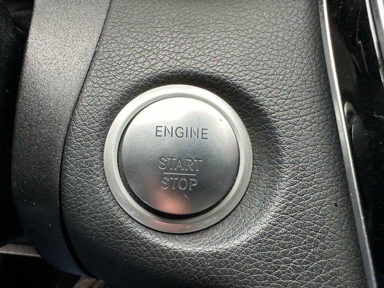 Vehicle Image 29