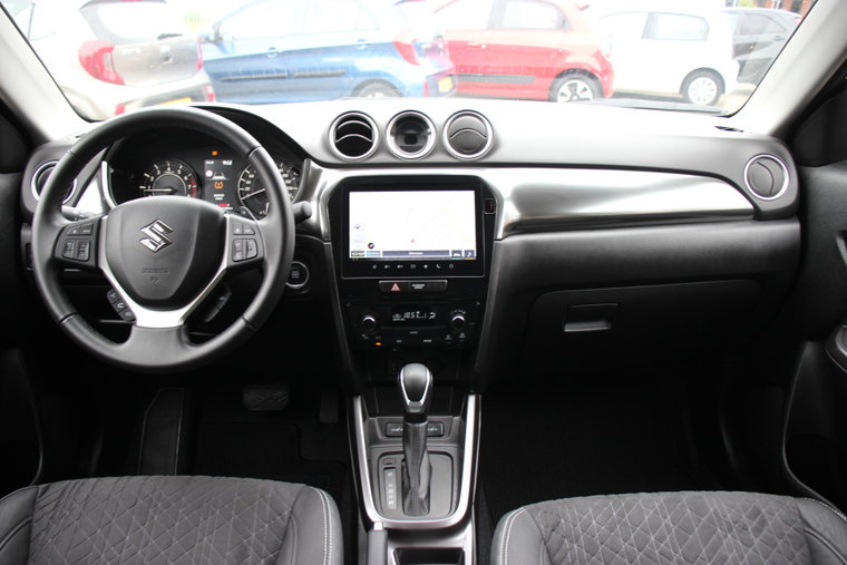 Vehicle Image 7