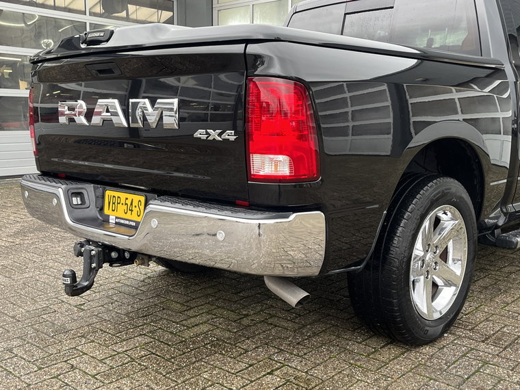 Vehicle Image 26