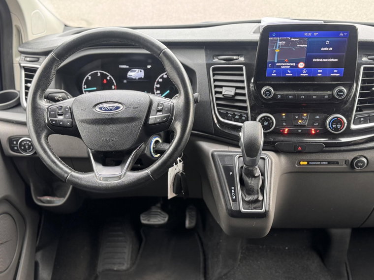 Vehicle Image 18