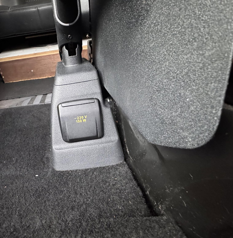 Vehicle Image 28