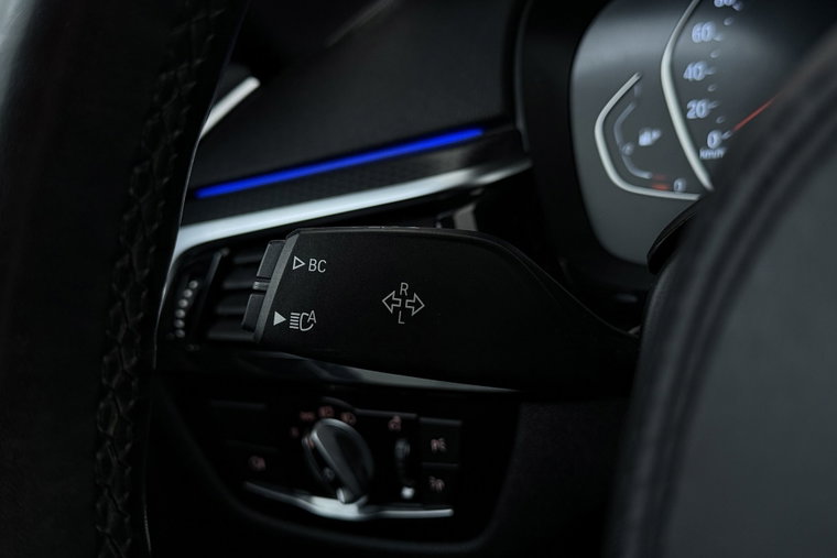 Vehicle Image 37