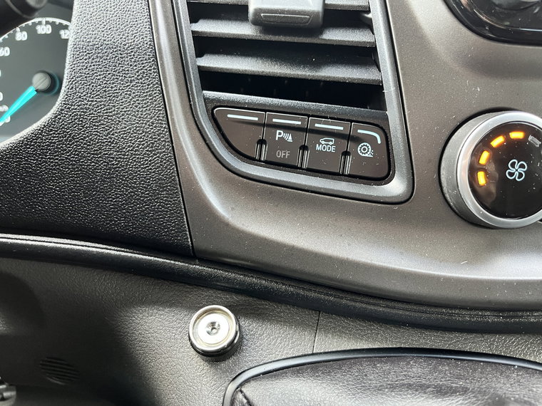 Vehicle Image 35