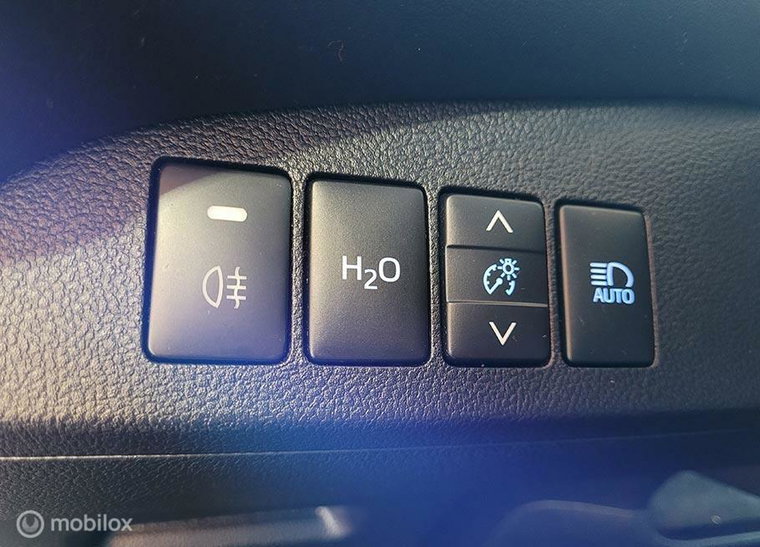 Vehicle Image 27