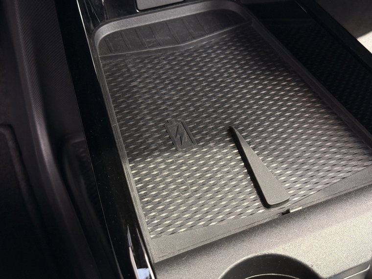 Vehicle Image 41