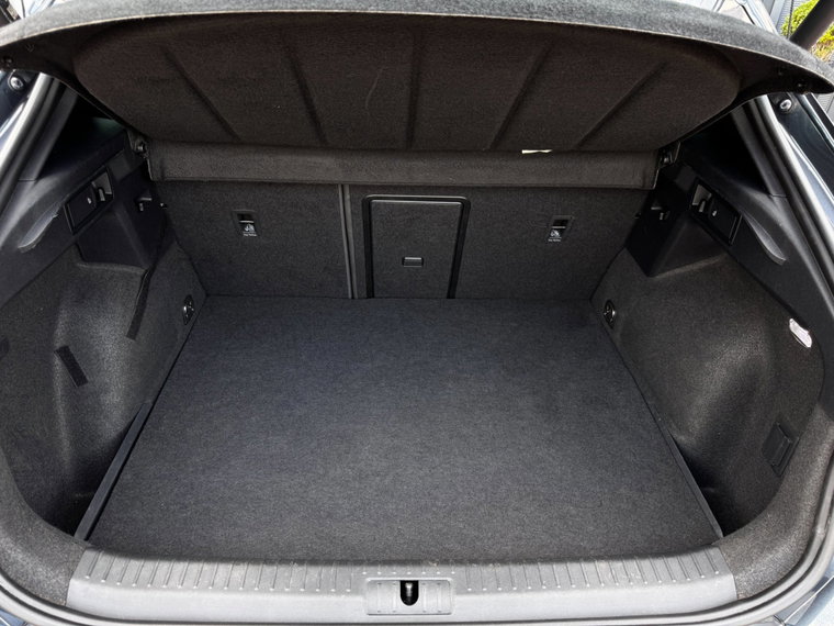 Vehicle Image 39