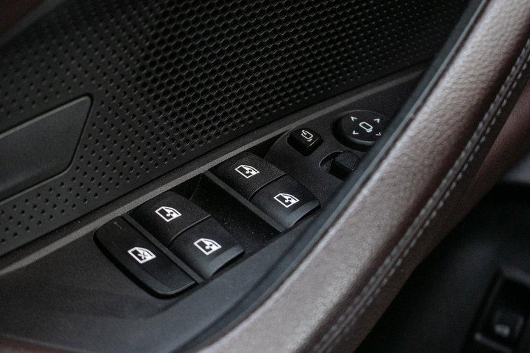 Vehicle Image 40