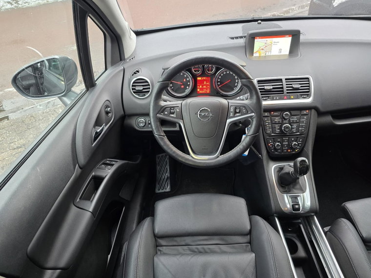 Vehicle Image 23