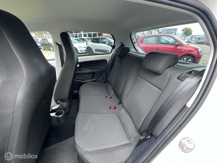 Vehicle Image 19