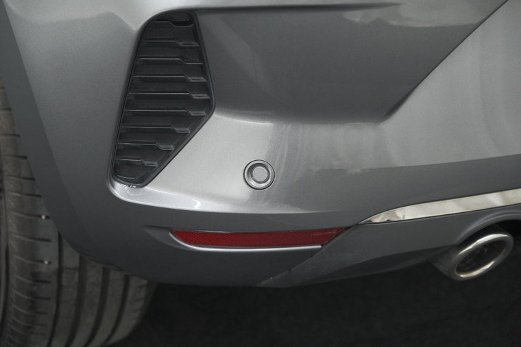 Vehicle Image 17