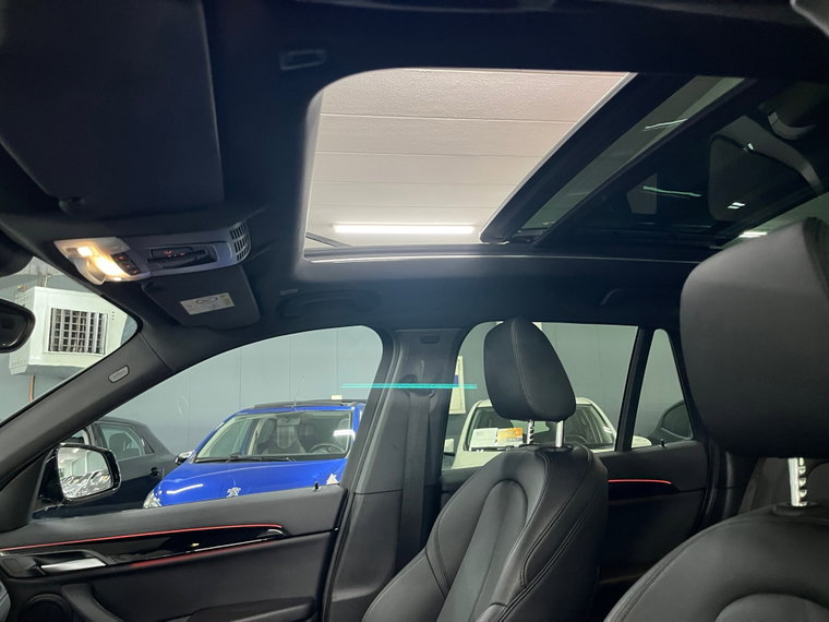 Vehicle Image 39