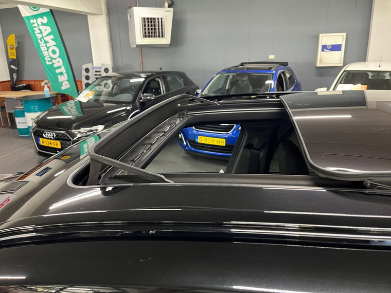Vehicle Image 40