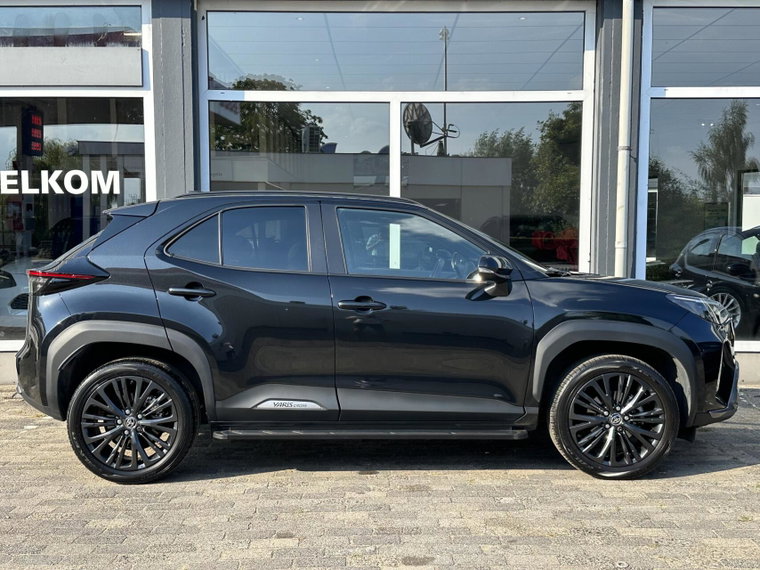 Vehicle Image 6