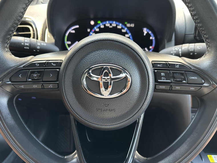 Vehicle Image 11