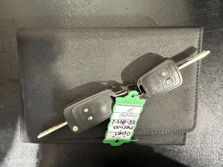 Vehicle Image 17