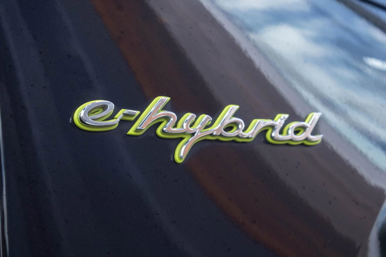 Vehicle Image 15